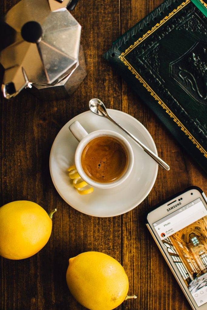 В чем заключается польза кофе с лимоном, итальянской версии эспрессо. какой может быть вред от кофе с лимоном, противопоказания - автор екатерина данилова - журнал женское мнение