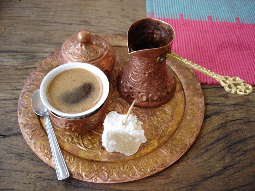Армянский кофе – особенности приготовления напитка, способ обжарки зерна, дополнительные ингредиенты. кофе с ромом