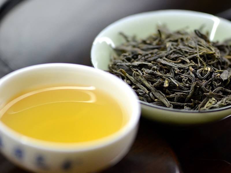 Всё о китайском жёлтом чае: свойства, состав, разновидности, польза, вред, как заваривать