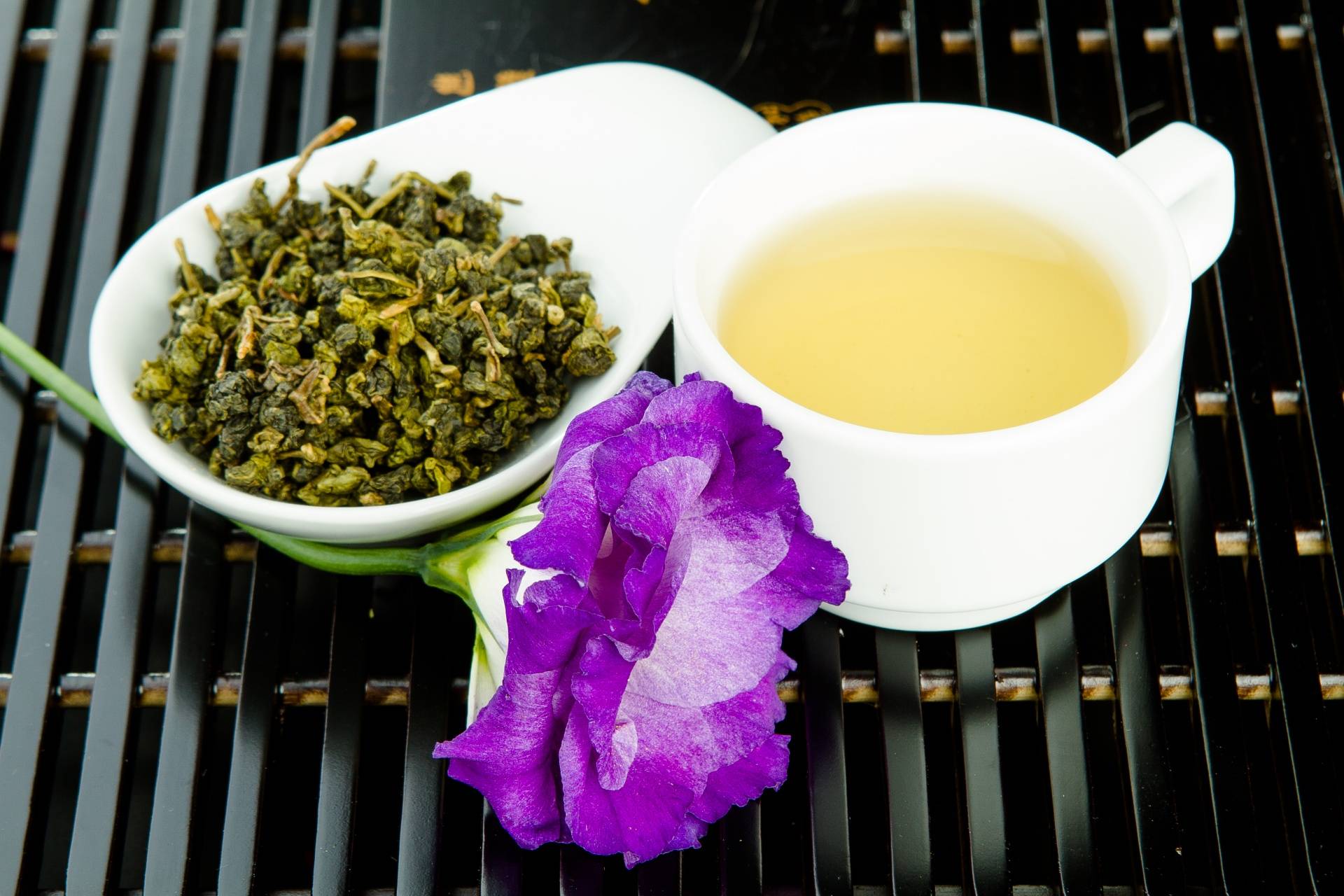 Заварка фото. Чай оолонг (улун). Молочный чай китайский улун Анси. Чай молочный улун это зеленый чай. Улун Тархун.