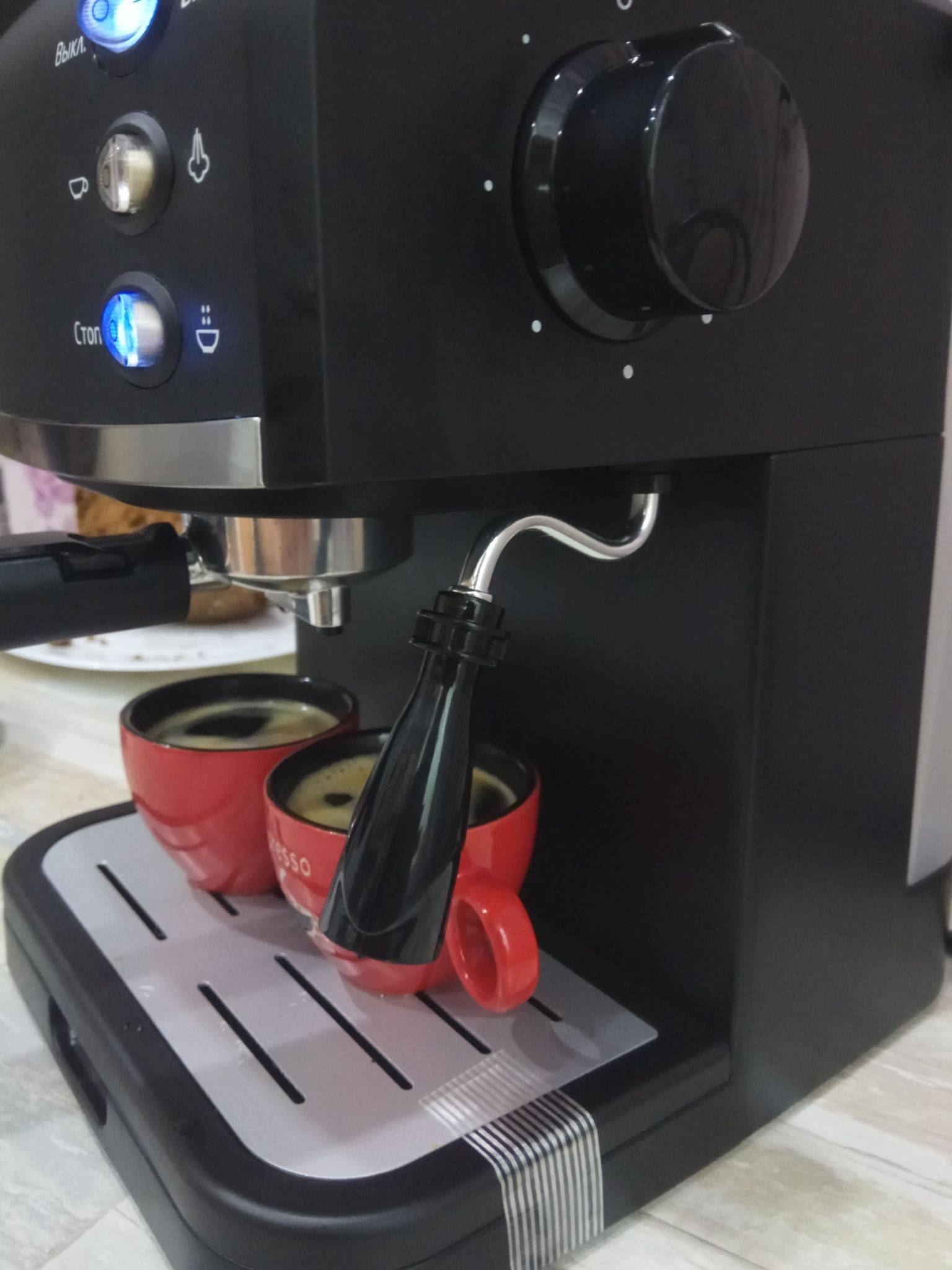 Кофеварка рожковая kitfort кт-703 – обзор модели