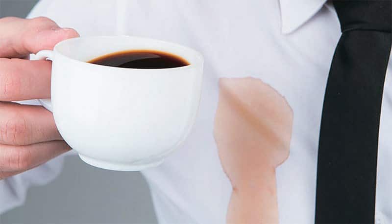 Как домашними средствами вывести пятна от кофе на вещах
