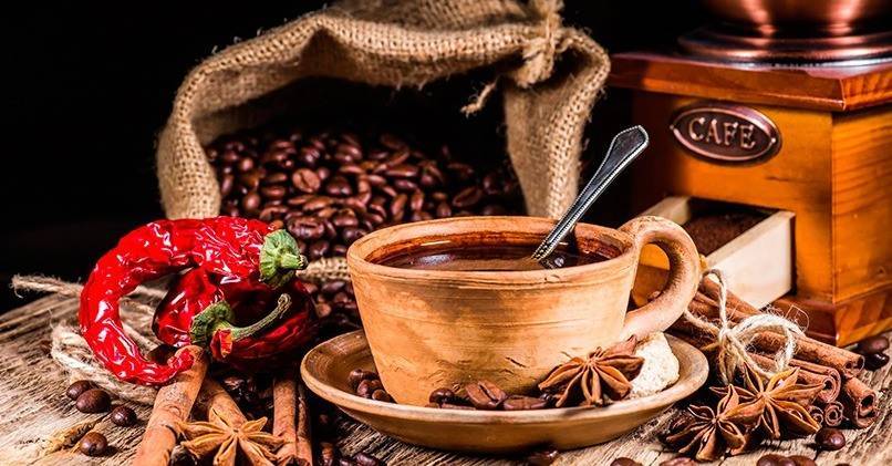 Кофе фредо эспрессо и капучино помогут взбодриться жарким летним днем