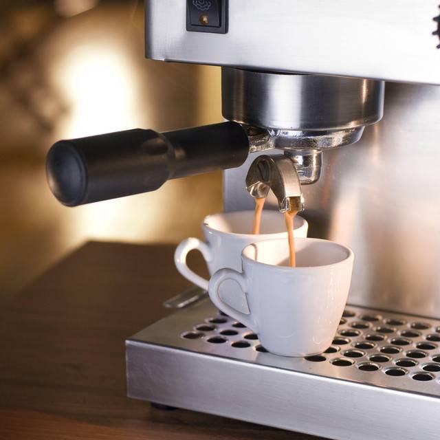 Чем отличается кофеварка от кофемашины — что лучше выбрать