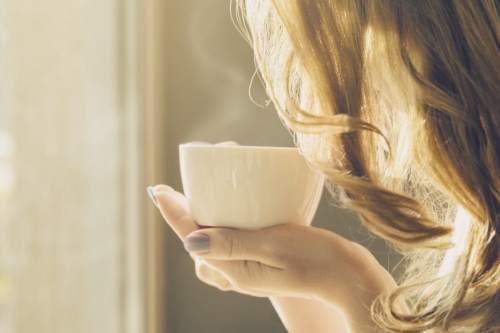 Можно ли пить кофе по утрам