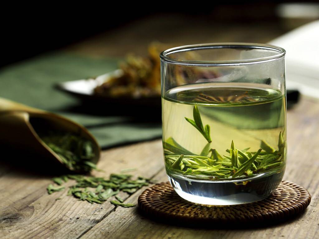 Лунцзин чай или колодец дракона — яркое изумрудное наслаждение