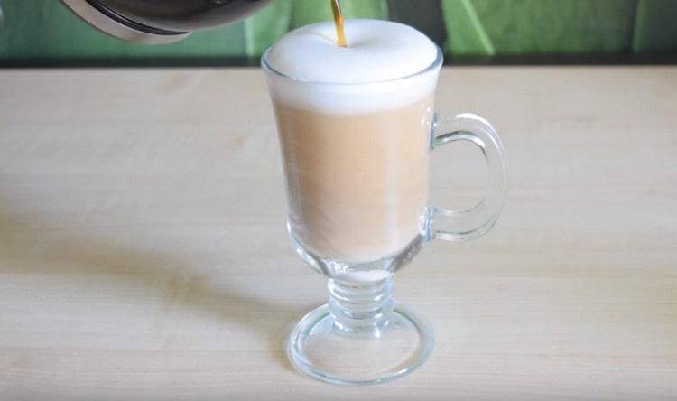 Как сделать вкусный кофе с пенкой в домашних условиях