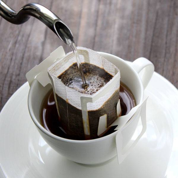 Drip - это кофе в дрип-пакетах для заваривания в чашке, его особенности, популярные марки