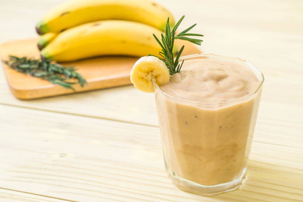 4 рецепта бананового смузи: состав и приготовление дома