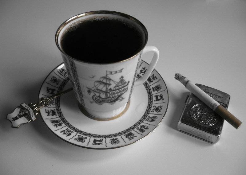 Кофе и сигареты, чем опасно подобное сочетание