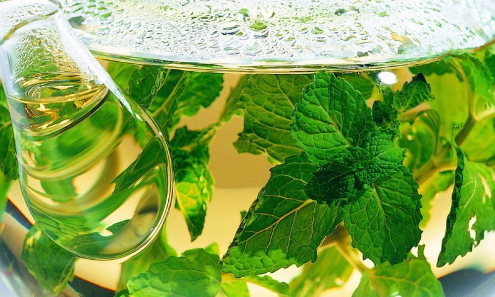 Как приготовить чай по-югославски с винными и цитрусовыми нотками