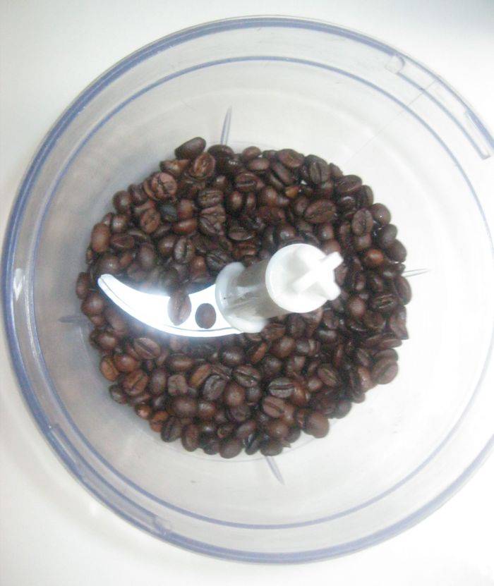 Можно ли молоть кофе в блендере и стоит ли оно того