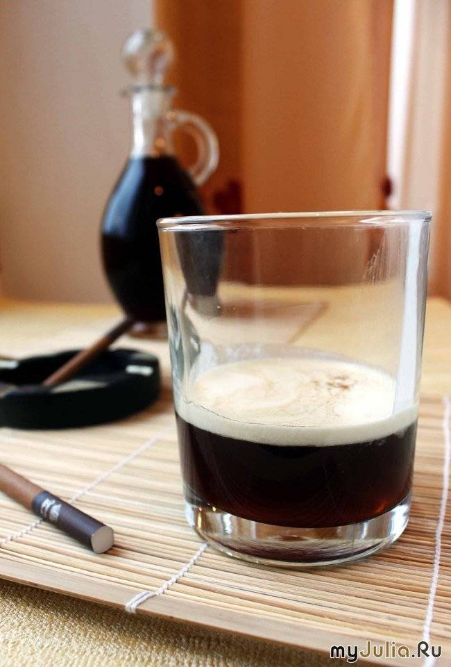 Как и с чем пить кофейный ликер правильно?