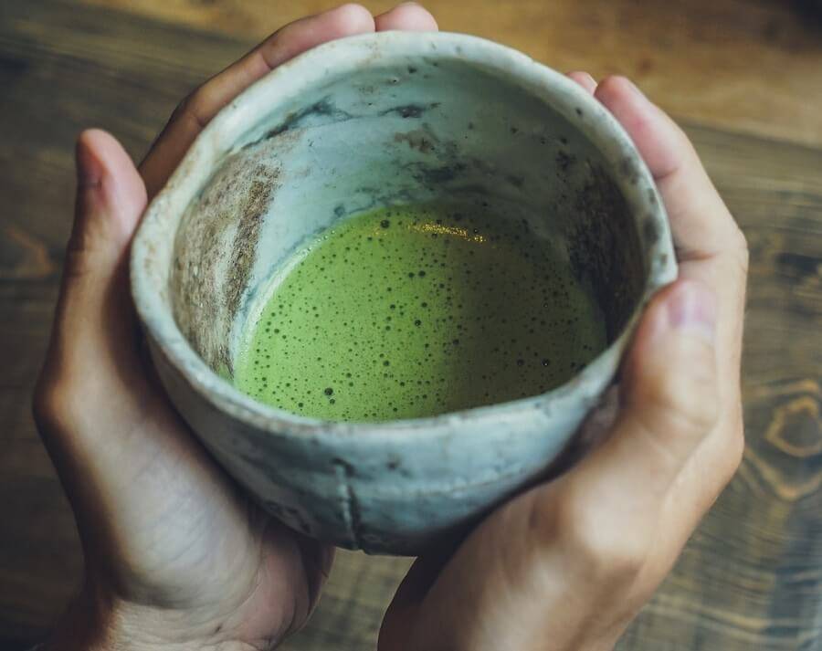 Какой чай называют свежий и как его отличить от старого