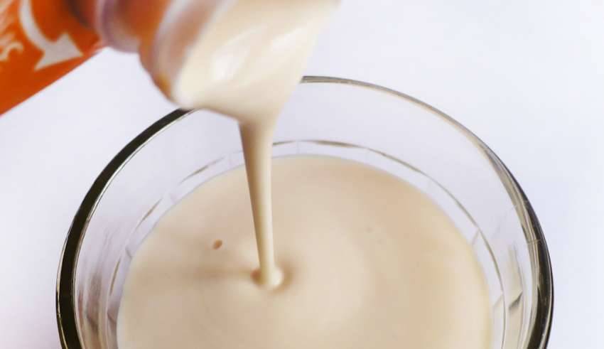 В чем разница варенеца и ряженки