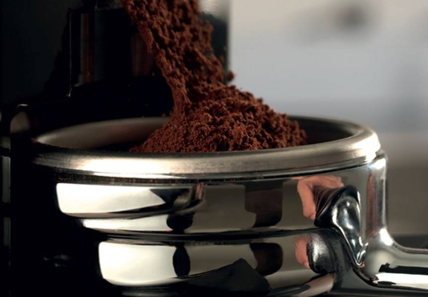 Виды помола кофе: на что влияет степень помола и как настроить её правильно