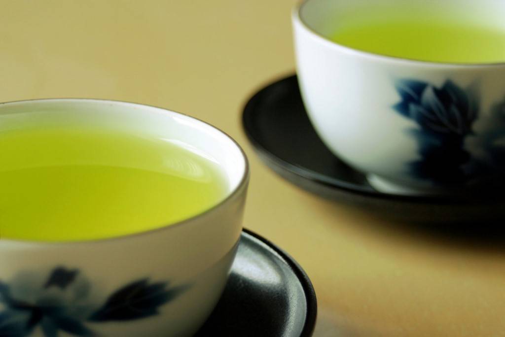 Зеленый чай с молоком: польза для фигуры или вред для здоровья? полезные свойства терпкого напитка с молоком - автор екатерина данилова