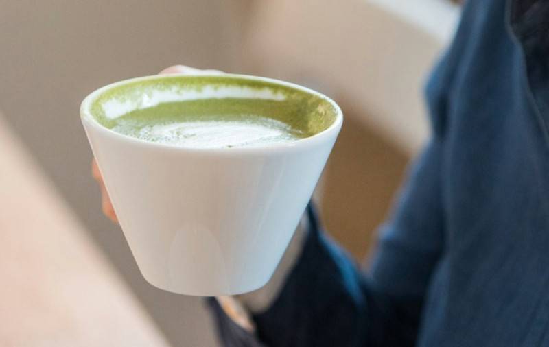 Можно ли пить зеленый чай с молоком