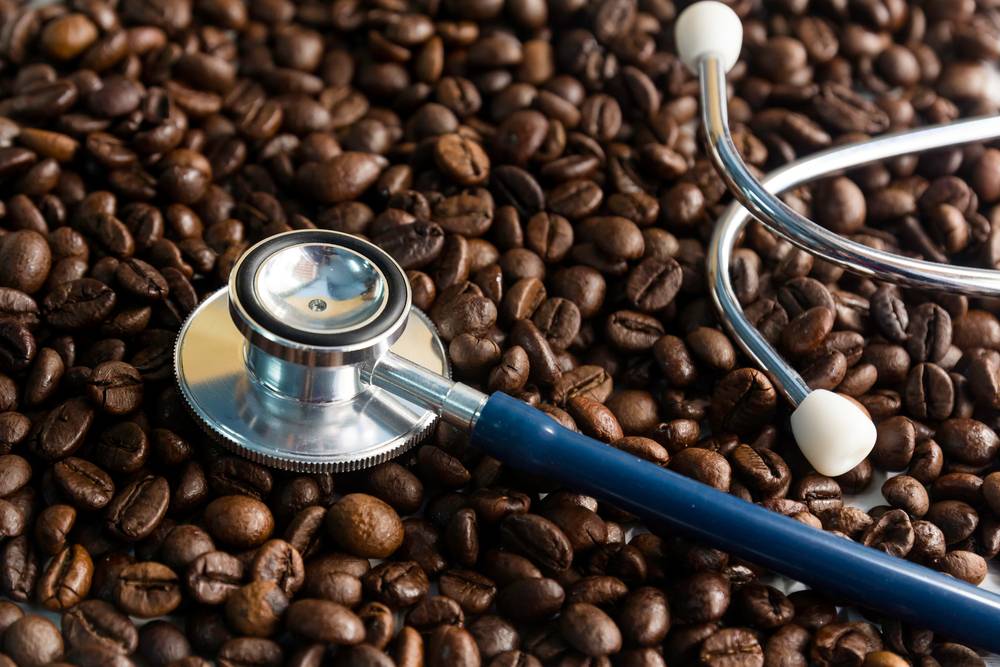 Кофе и давление: как влияет на показатели человека — повышает или понижает, а так же действие растворимого и зернового