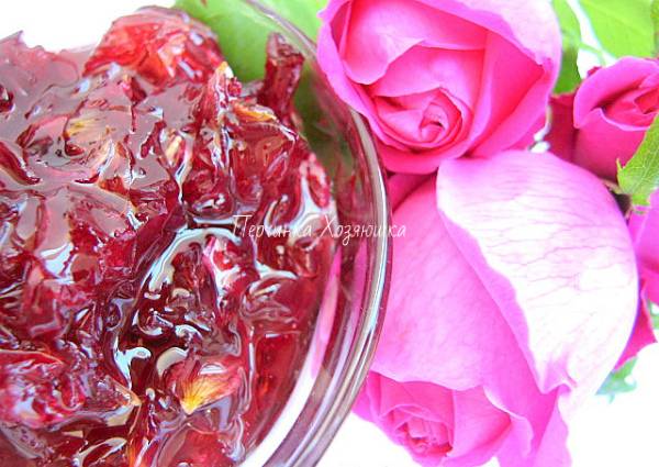 3 великолепных рецепта настоек из лепестков роз