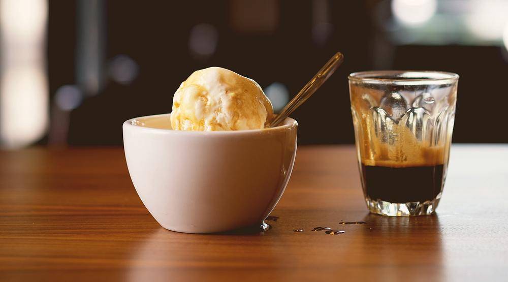 Аффогато – рецепт десерта на основе кофе и мороженого — рассматриваем развернуто