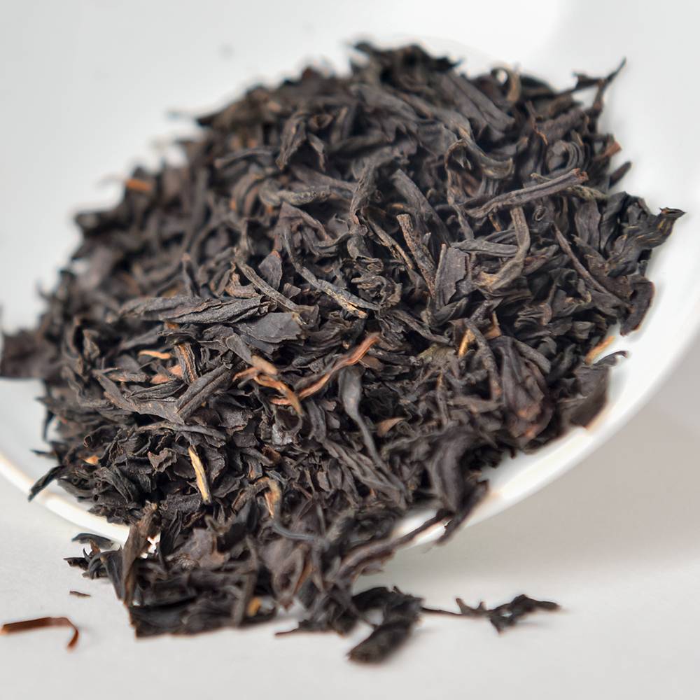 Лапсанг сушонг (копченый чай чжень шань сяо чжун): описание, полезные свойства и эффект. как заваривать китайский красный (чёрный) сорт с запахом и вкусом дыма?