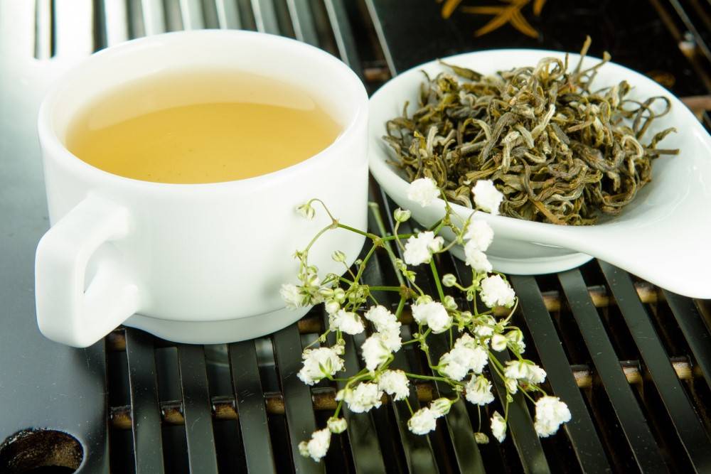 Белый китайский чай: сорта, состав и польза, вкусовые особенности
