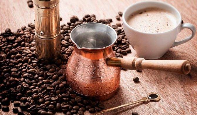 Простой пошаговый рецепт варки кофе с пенкой в турке