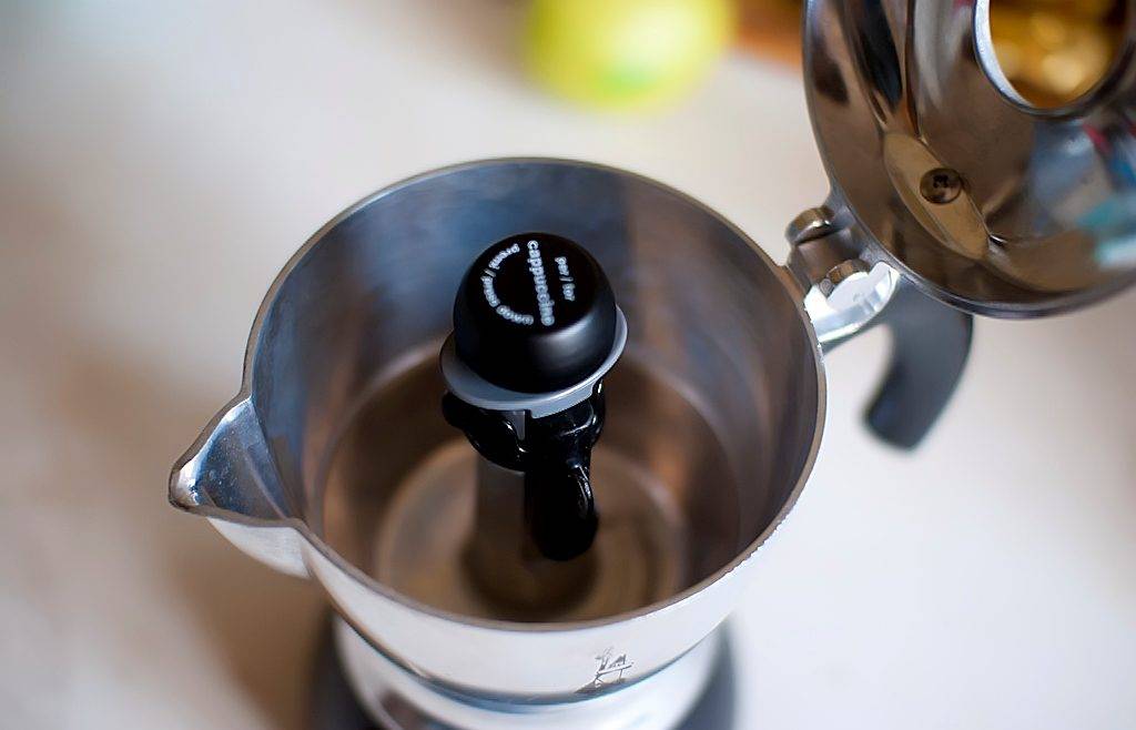 Как правильно варить кофе в гейзерной кофеварке