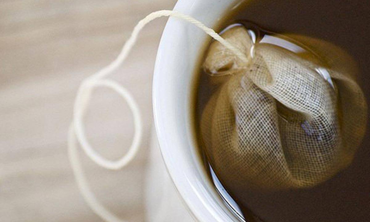 Можно ли промывать глаза чаем и как правильно это нужно делать?