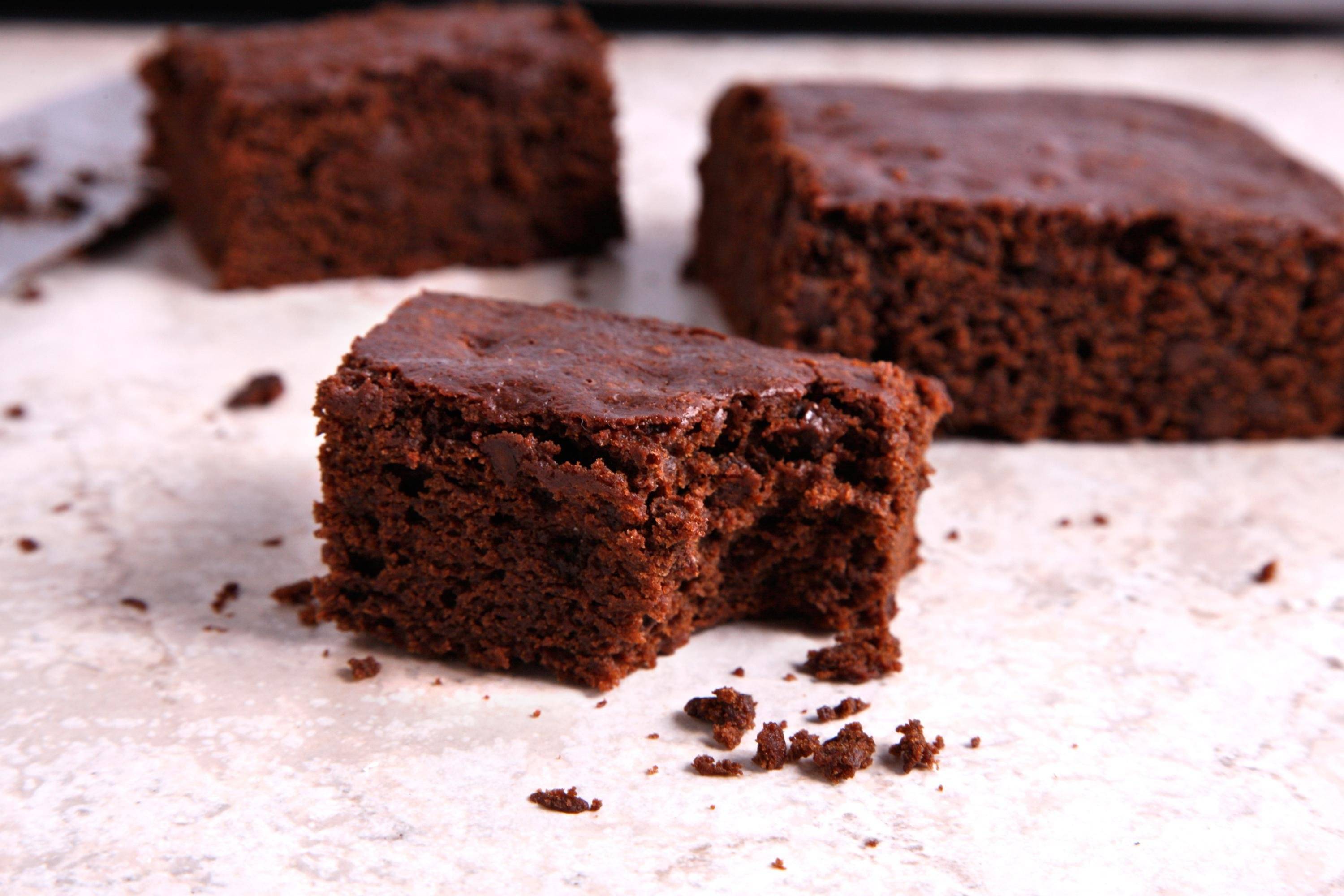 Шоколадный торт брауни - 6 классических рецептов