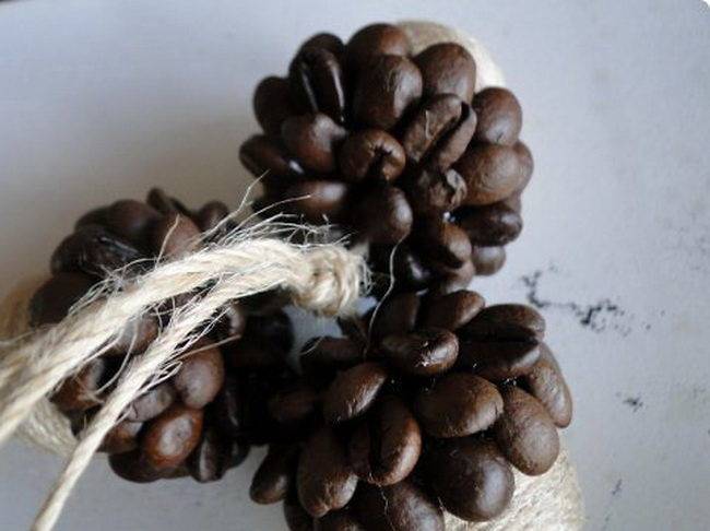 Топиарий из кофейных зерен