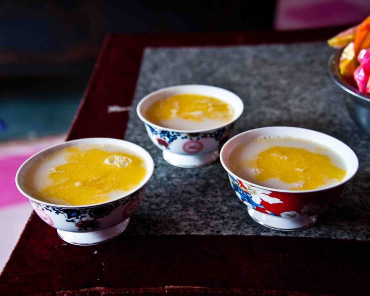 Как приготовить традиционный бурятский соленый чай с маслом еда