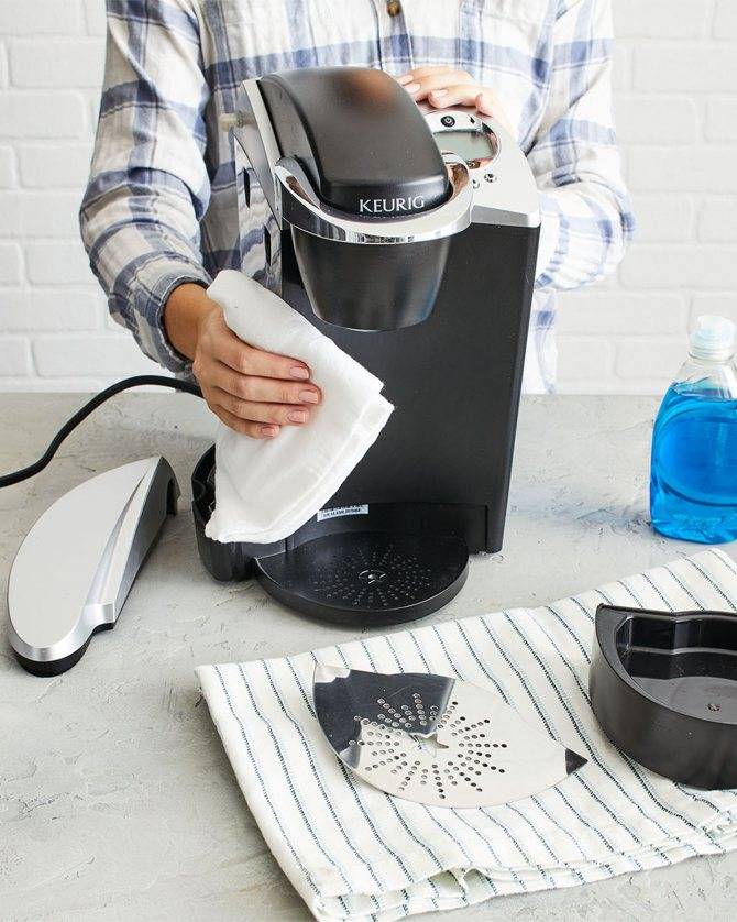 Как и чем почистить кофеварку от накипи — лучшие способы