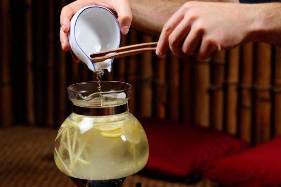 Как приготовить чай с имбирем для похудения – рецепты с лимоном и медом, зеленым чаем