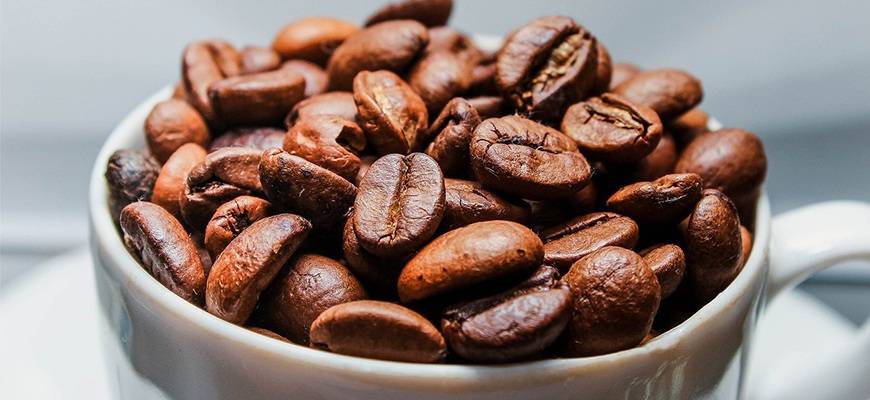 Насколько вредно сочетание кофе и сигарет, мнение медиков