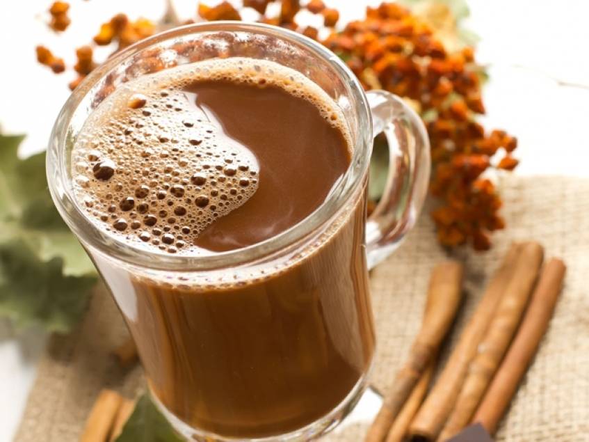 Приготовление горячего шоколада на основе какао-порошка