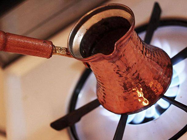Как правильно сварить кофе по-турецки