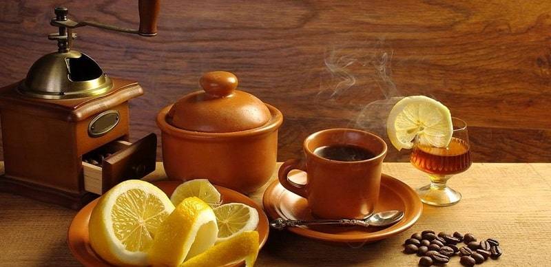 Можно ли пить кофе с лимоном, как правильно приготовить напиток?