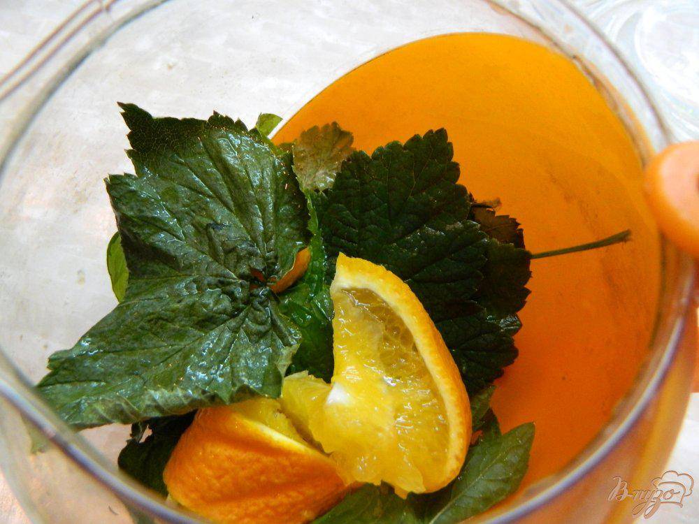 5 рецептов полезного чая из листьев смородины