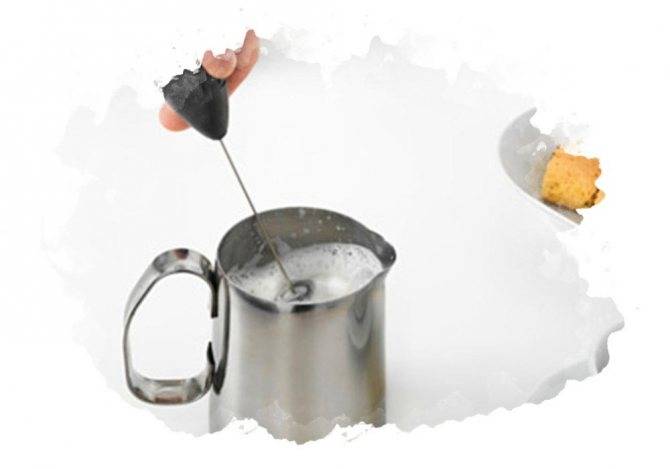 4 способа взбить молоко для капучино без капучинатора (+обзор взбивателей)