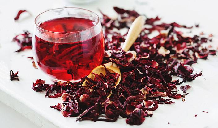 10 полезных свойств чая каркаде для организма