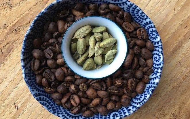 Польза и вред кофе с кардамоном, секреты приготовления