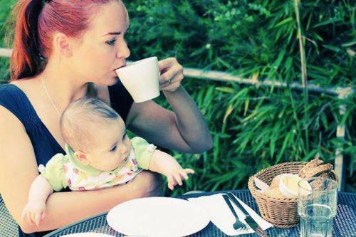 5 причин пить чай с фенхелем кормящим мамам (+3 рецепта)