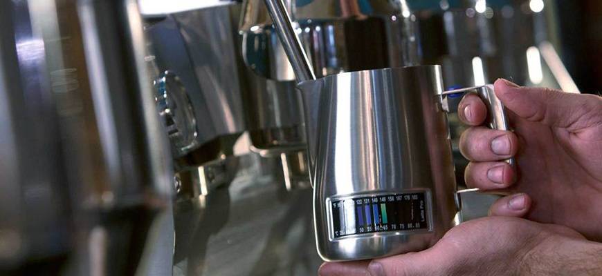 Питчер для молока