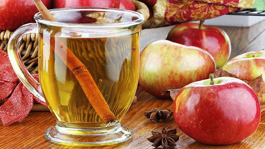 Яблочный чай: 9 рецептов с описанием их приготовления, польза и вред напитка