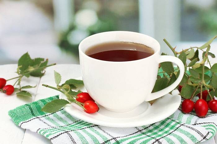 Чай из сушёного шиповника: полезные свойства и противопоказания для организма человека, как правильно заваривать