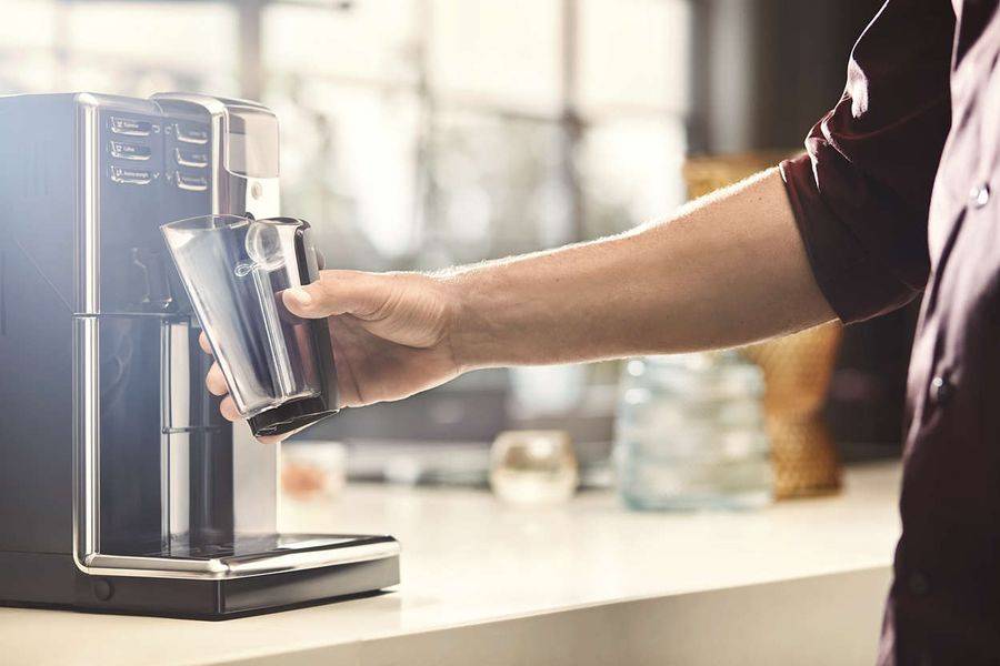 Топ-12 лучших кофемашин philips: рейтинг 2020-2021 года и какую модель с автоматическим капучинатором выбрать для дома