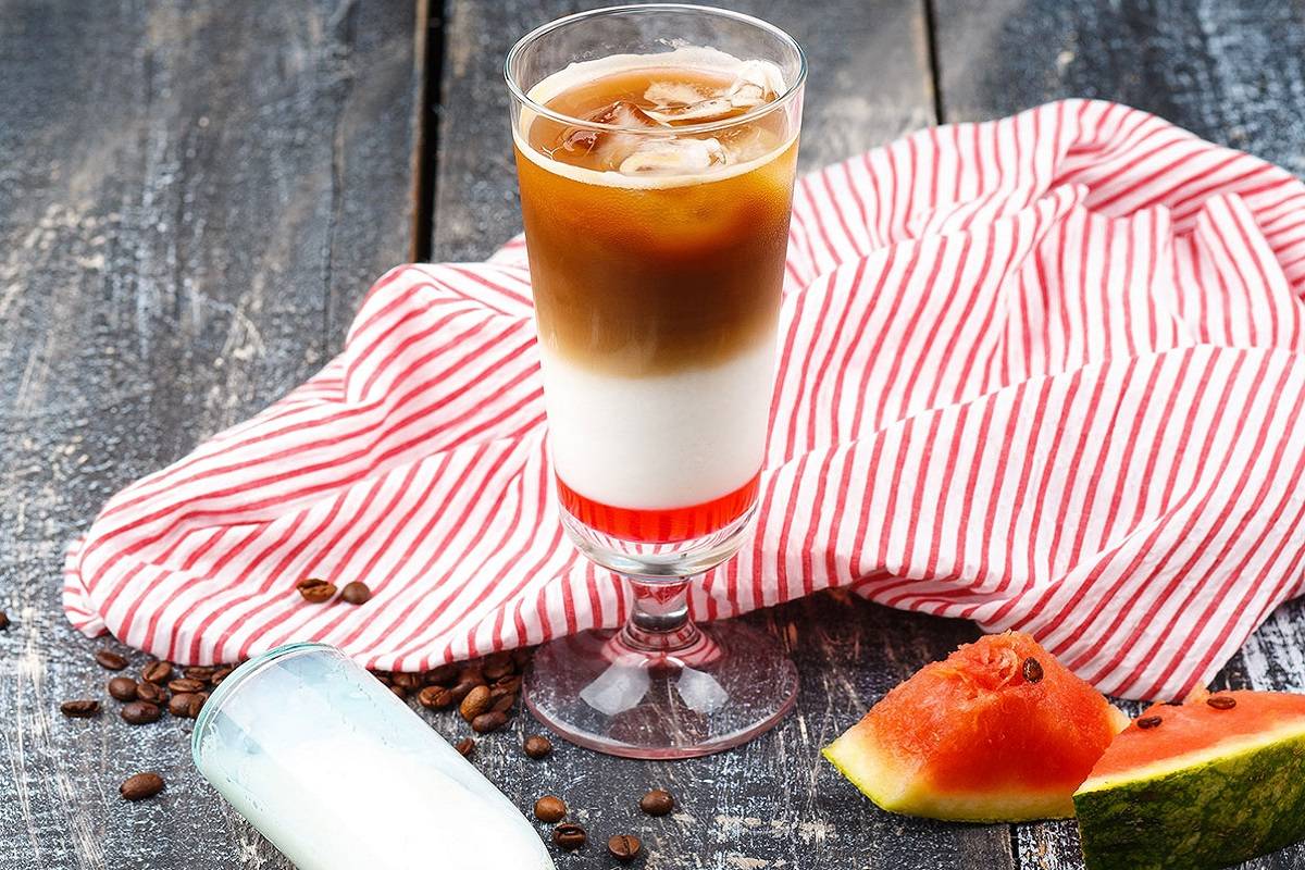 Кофе с мороженым