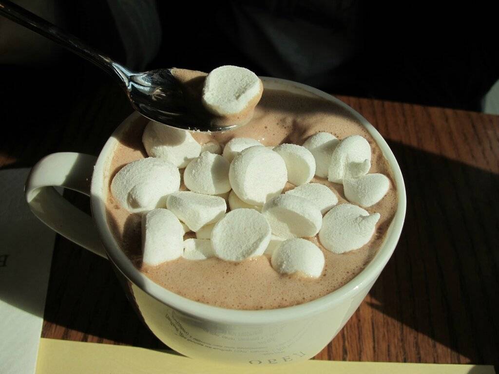 Как едят маршмеллоу? cамое интересное об американском лакомстве — на дегустации в crema caffe!